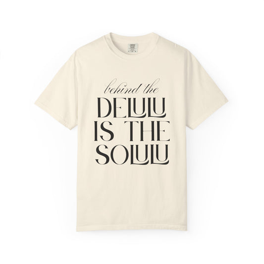 Delulu Tee